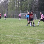 Jens i kamp om bollen