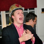 Pontus 'Bale' Wiridén ledde sången