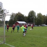 Bollen på väg ut till Pontus Svanhall som trycker in den i nättaket